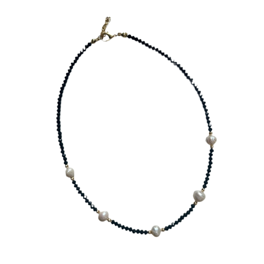 Black x Pearl Choker