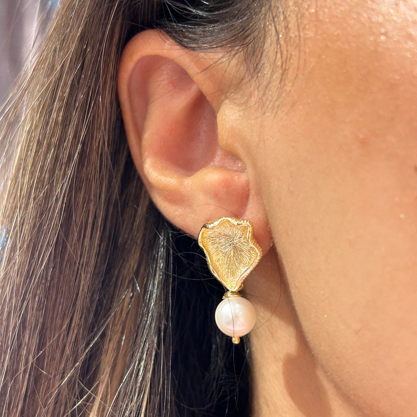 Pearl Earring